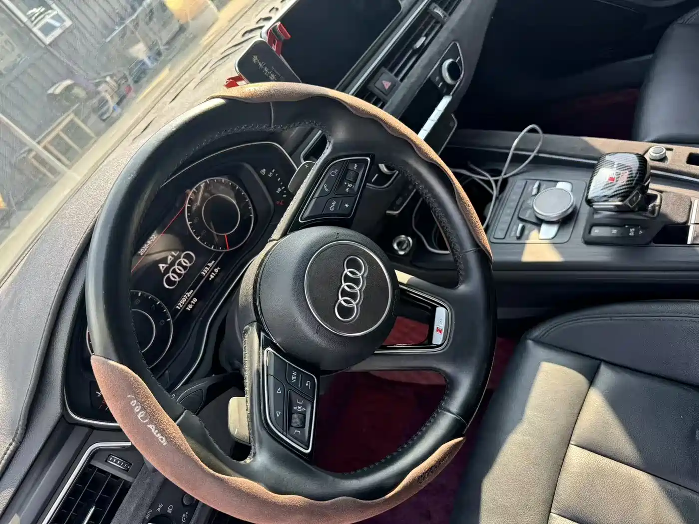 Photo 5 - Audi A4L