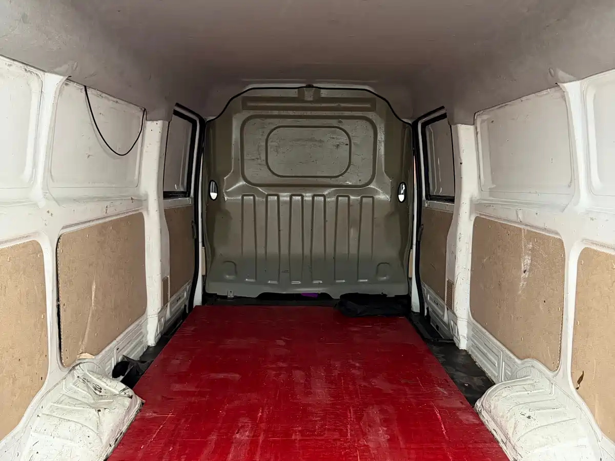 CHANGAN CROSS STAR V7 EV