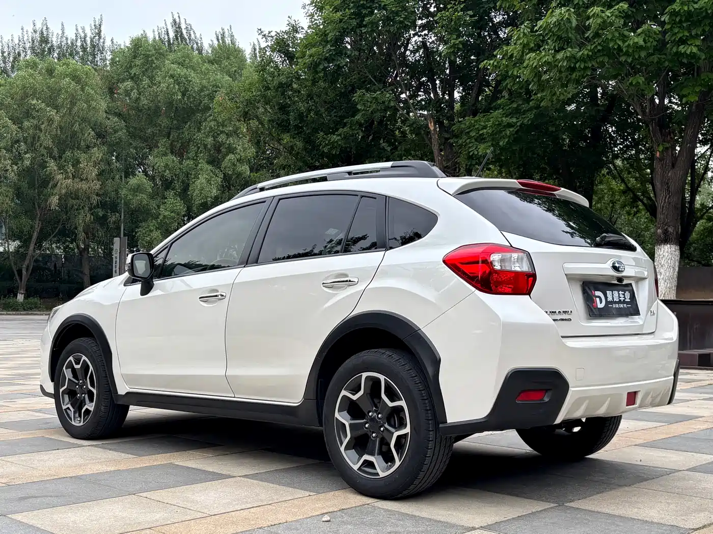 Subaru XV 2014 2.0i Comfort фото 8