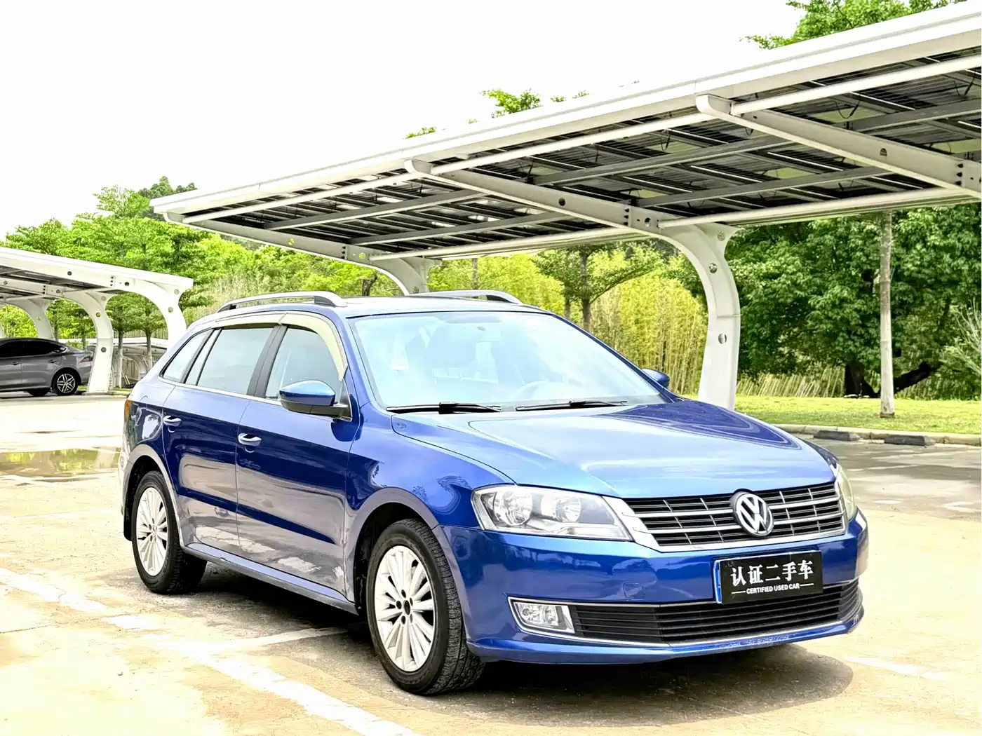 Volkswagen Lavida Tour 2013 1.4TSI Automatic Comfort фото 3