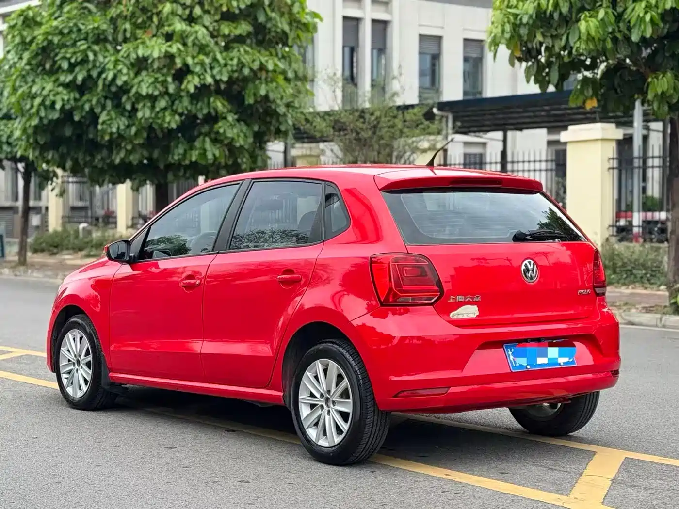 Volkswagen Polo 2016 1.4L Automatic Trend фото 4