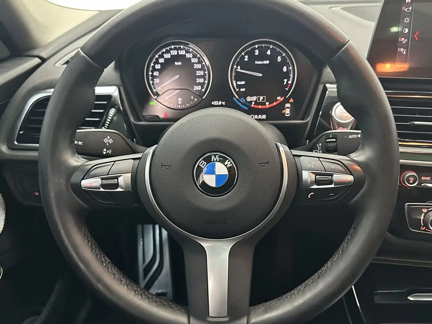 BMW 1-SERIES