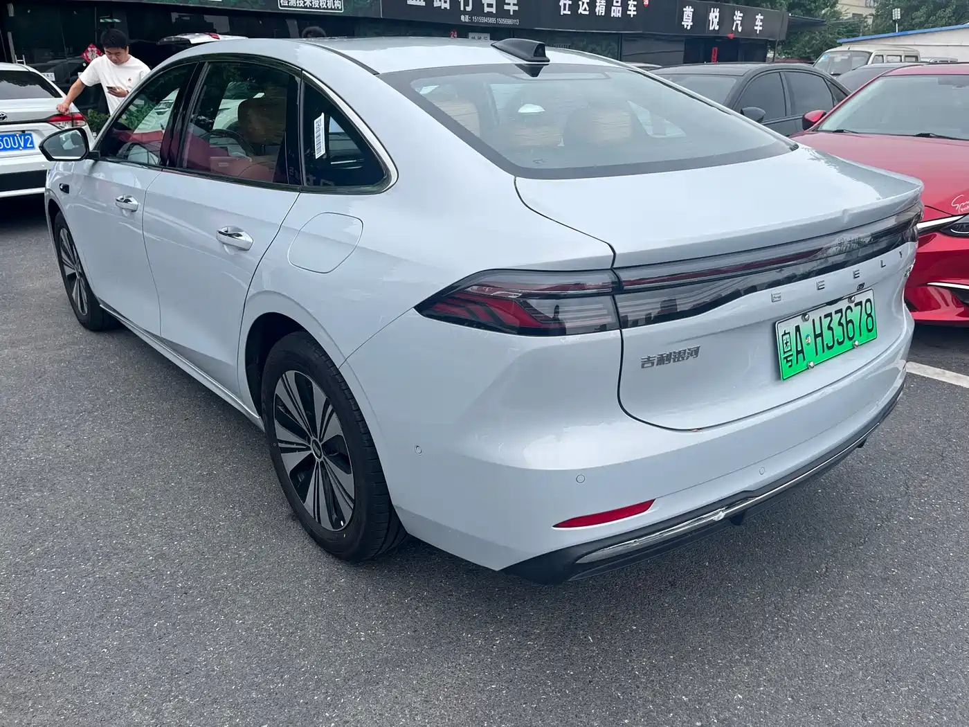 Geely Galaxy Galaxy A7 2025 EM-i 150km Long Voyage Edition фото 4