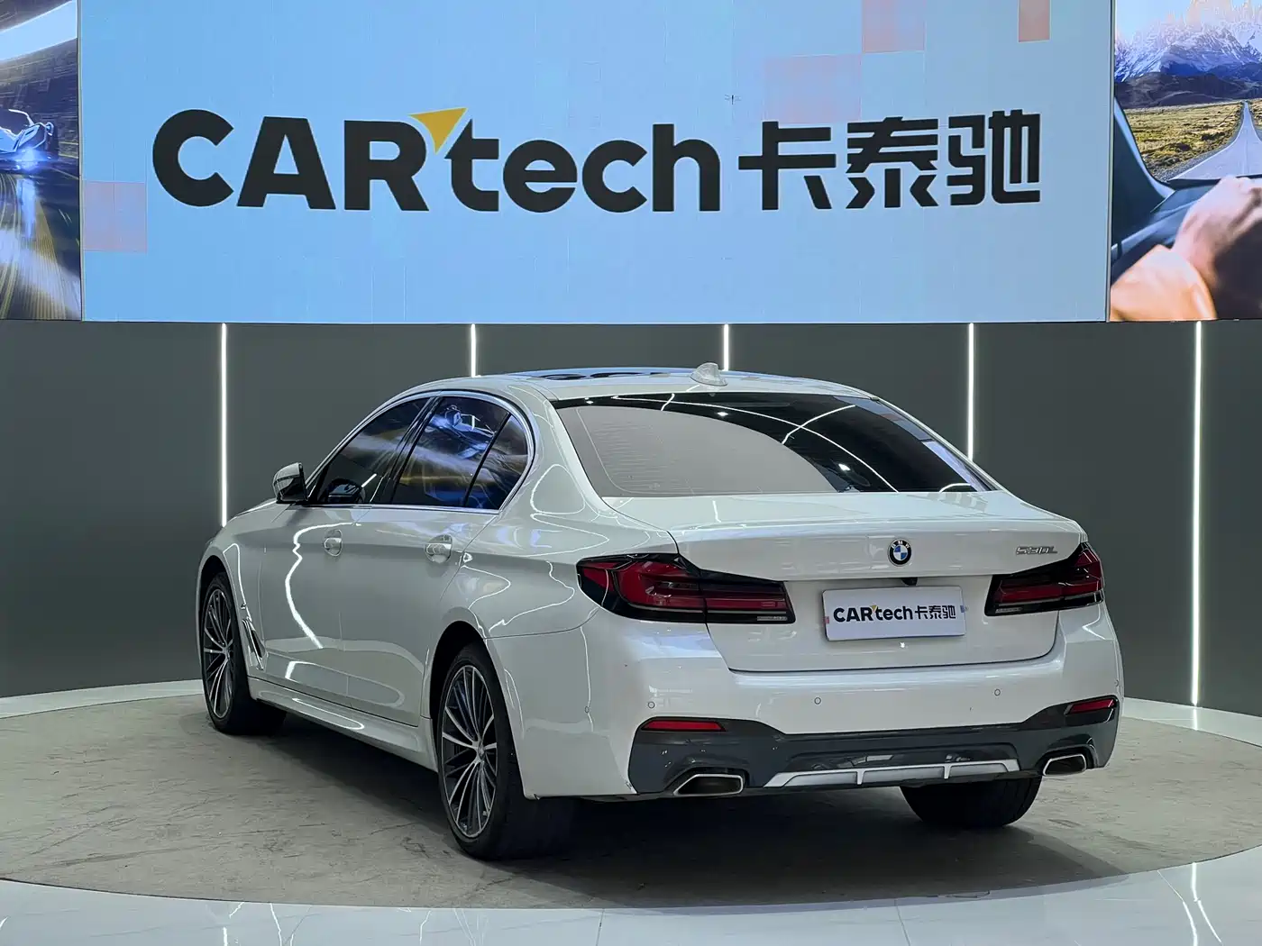 BMW 5 Series 2021 530Li Leading M Sport Package фото 18