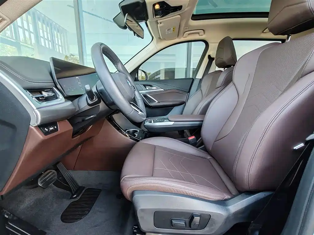 BMW X1 2023 sDrive25Li M Sport Package фото 6