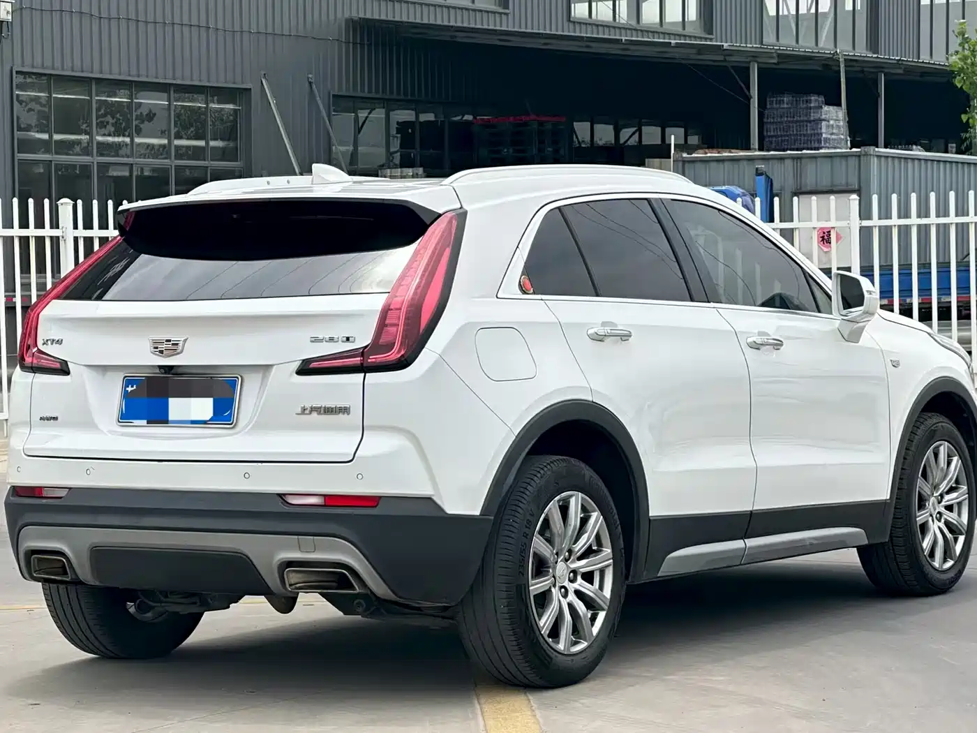 Cadillac XT4 2018 Model 28T 2WD Luxury фото 5