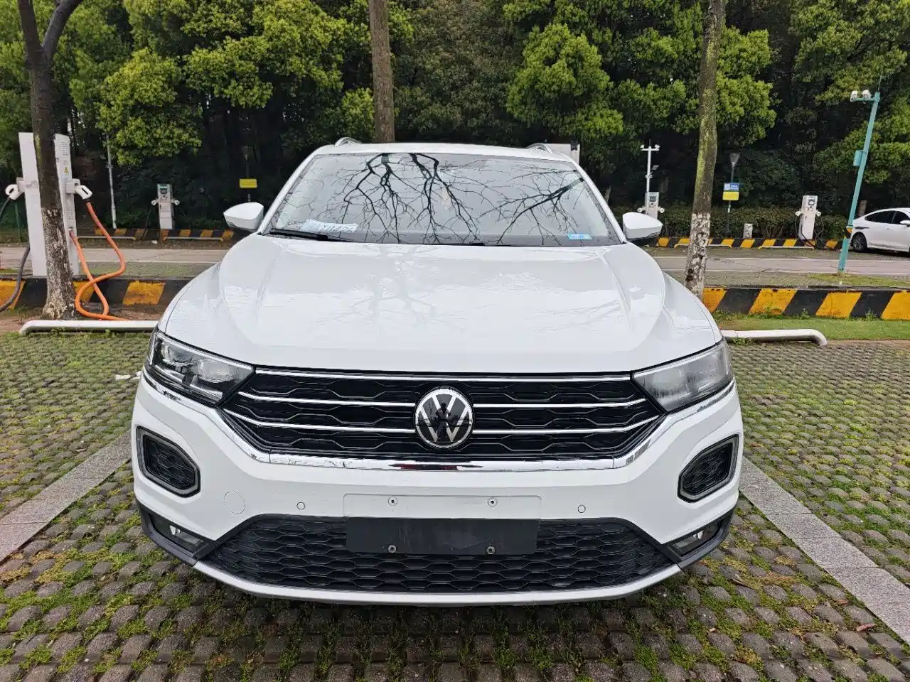 Volkswagen T-ROC 2022 280TSI DSG 2WD Comfort PLUS фото 2