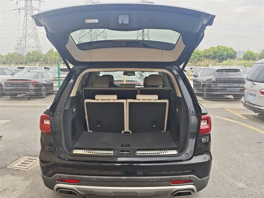 Hongqi HS7 2019 3.0T Automatic 4WD Smart Connection Flag Leader Edition фото 10