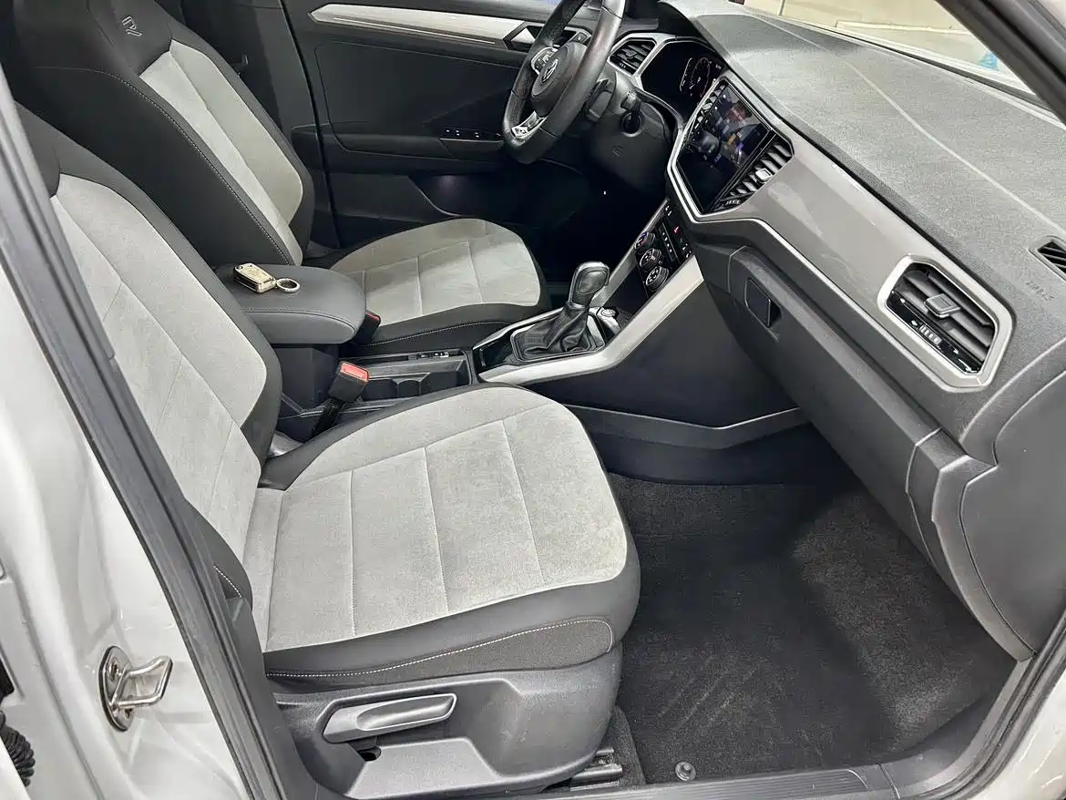 Volkswagen T-ROC 2022 280TSI DSG 2WD R-Line Pro PLUS фото 7