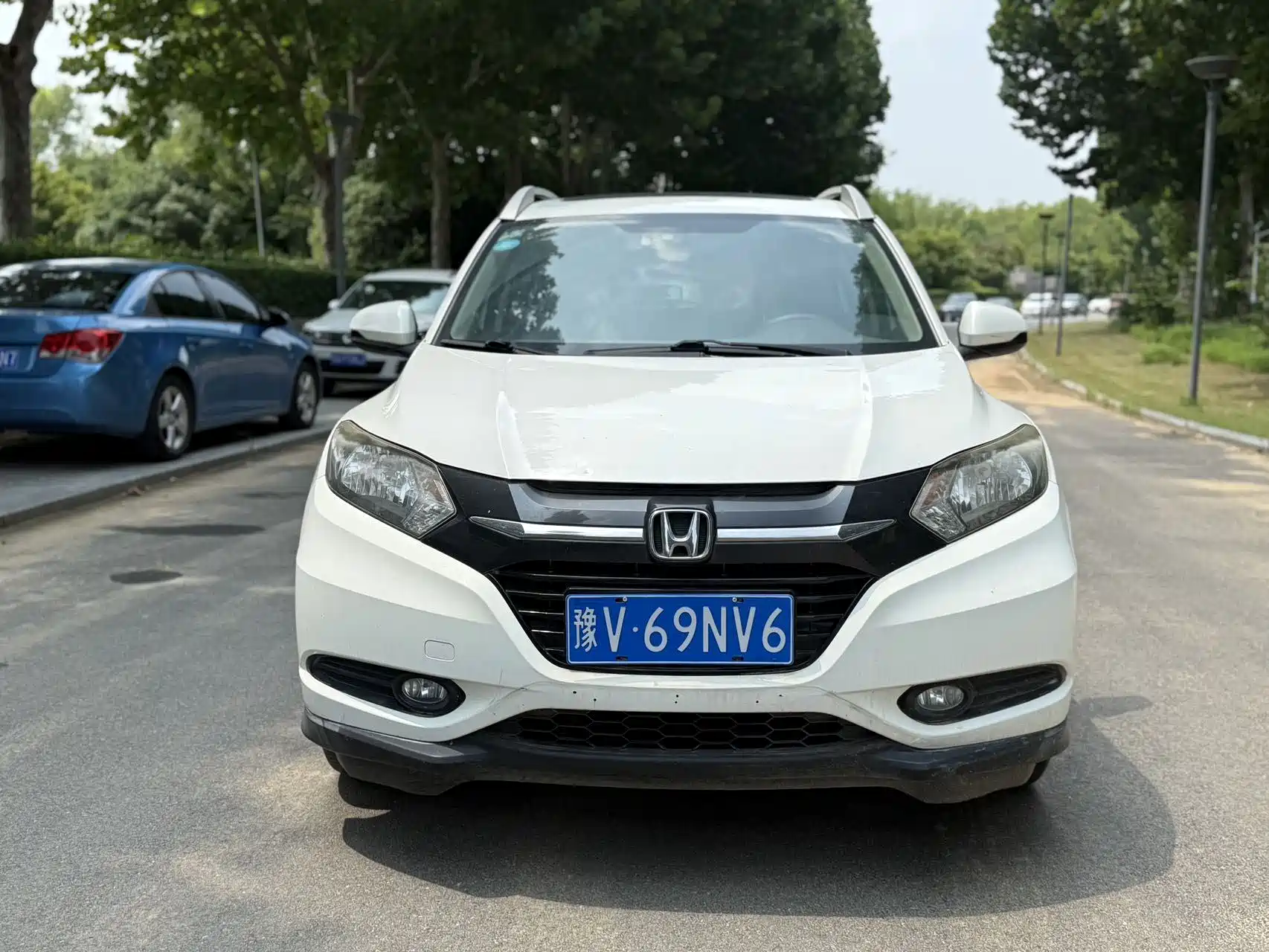 Photo 2 - Honda Vezel