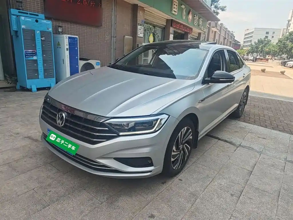 Volkswagen Sagitar 2021 200TSI DSG Surpassing Edition