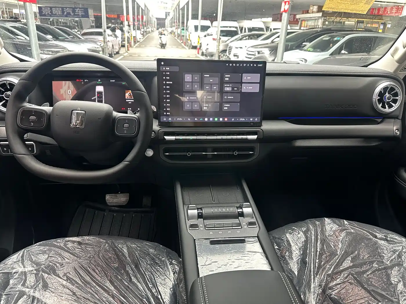 Tank 300 New Energy 2025 Hi4-T 36.7kWh Edition фото 16