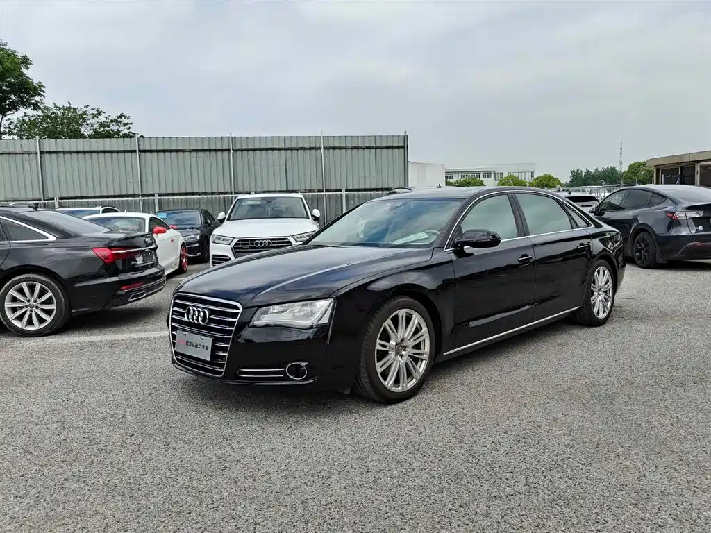 Audi A8 2011 A8L 3.0 TFSI quattro Comfort (245kW)