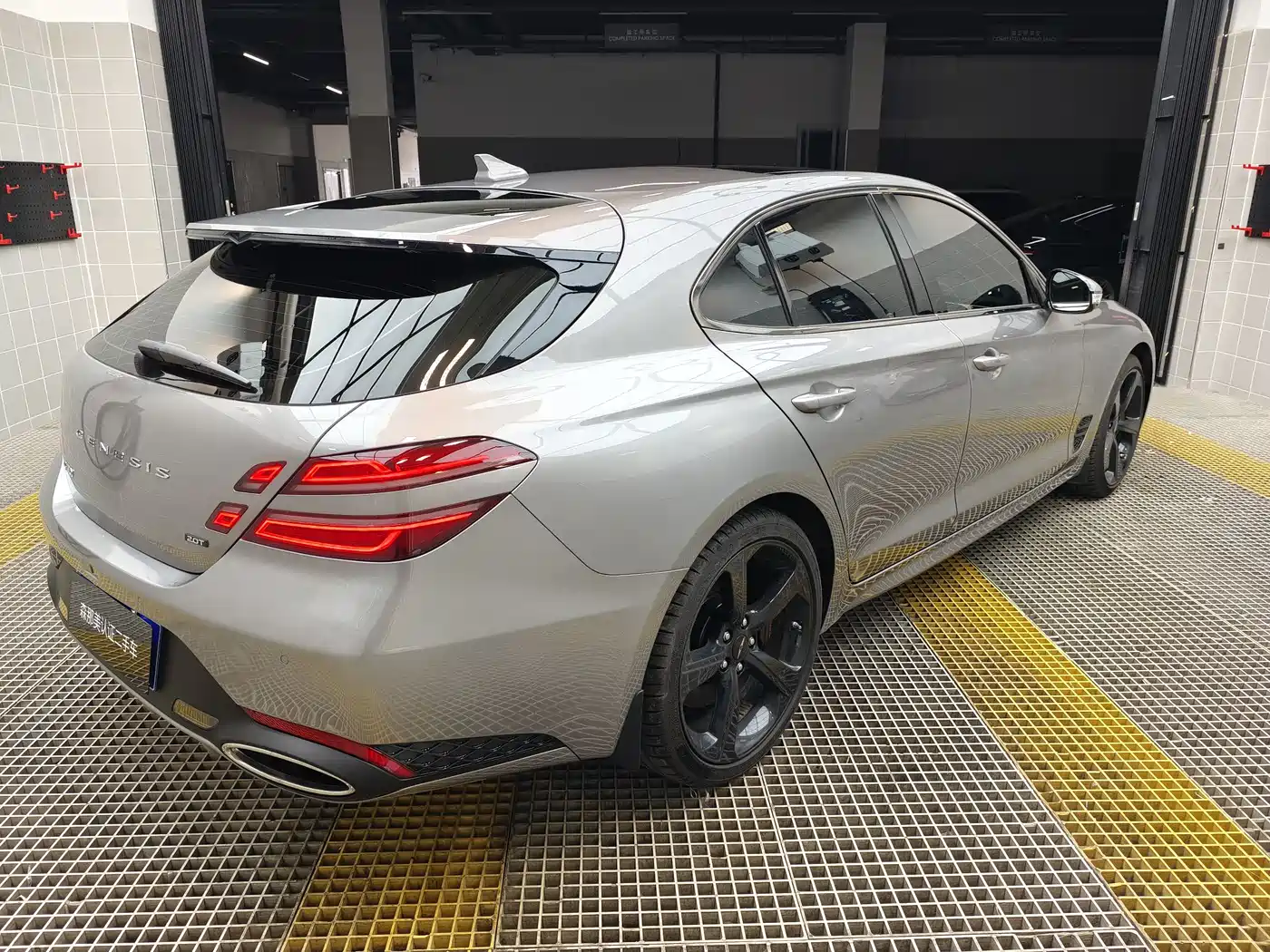 Genesis G70 2024 2.0T Hunting Edition RWD Luxury Shooting Brake фото 4