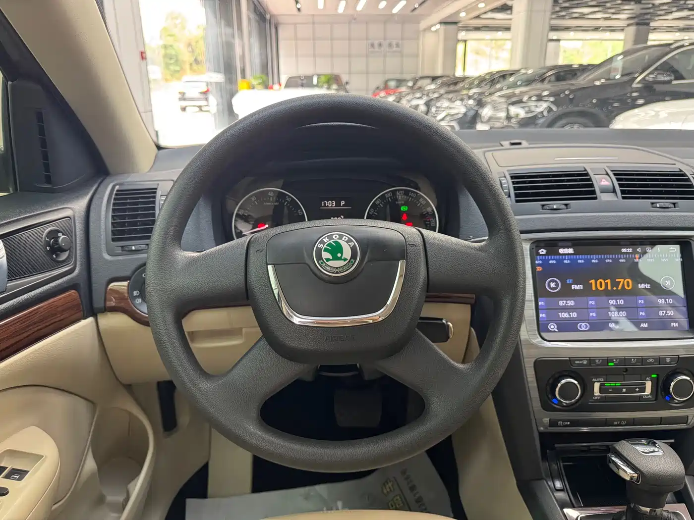Škoda Octavia 2013 1.4TSI DSG Prestige Edition фото 9