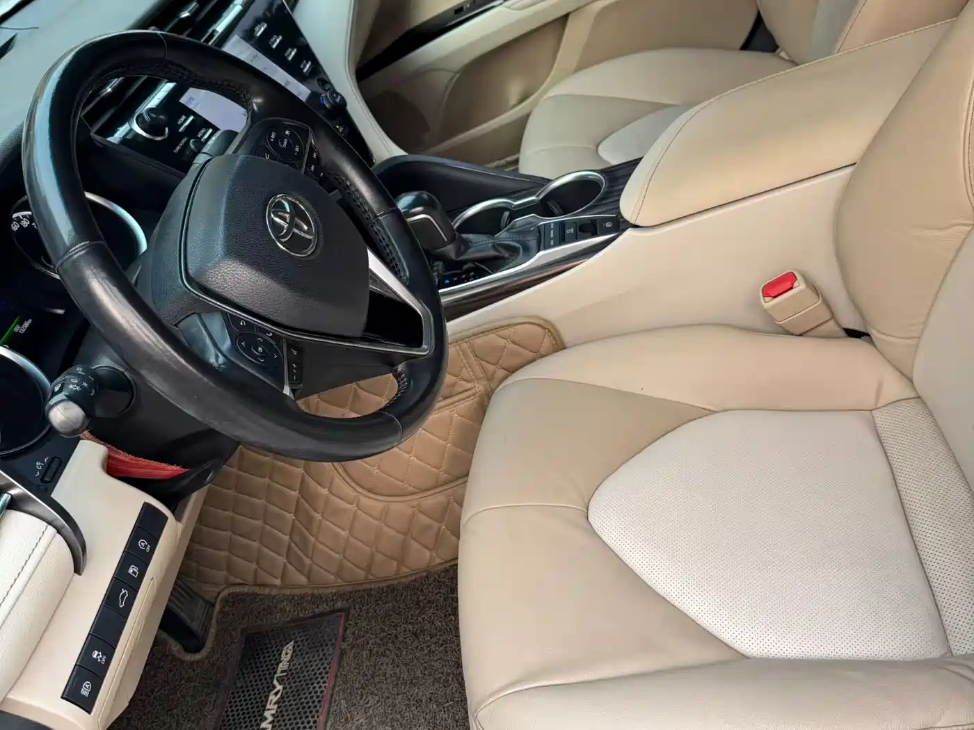 Toyota Camry 2018 2.5G Luxury Edition фото 4