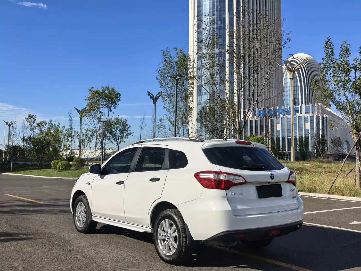 Venucia T70 2016 2016 2.0L CVT Rui Qu Edition