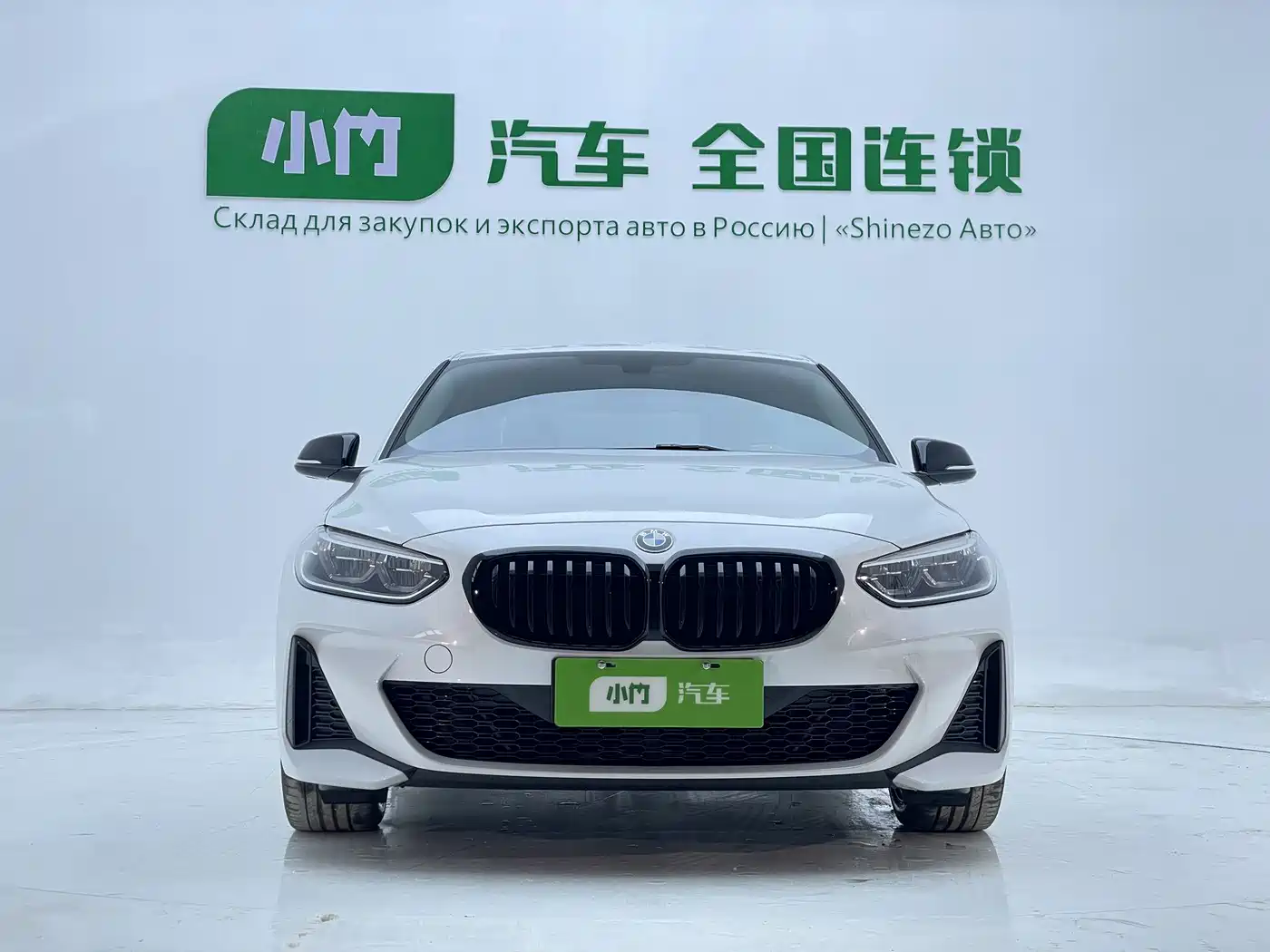 BMW 1 Series 2023 120i M Sport Shadow Edition фото 2