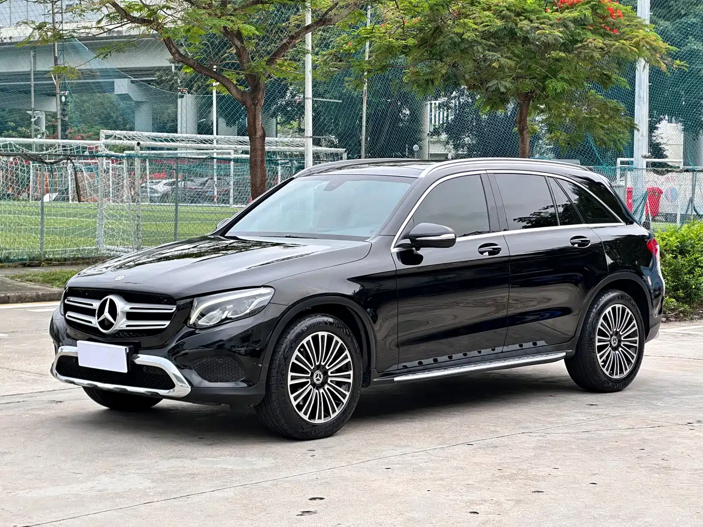 Mercedes-Benz GLC 2019 Model GLC 200 L 4MATIC