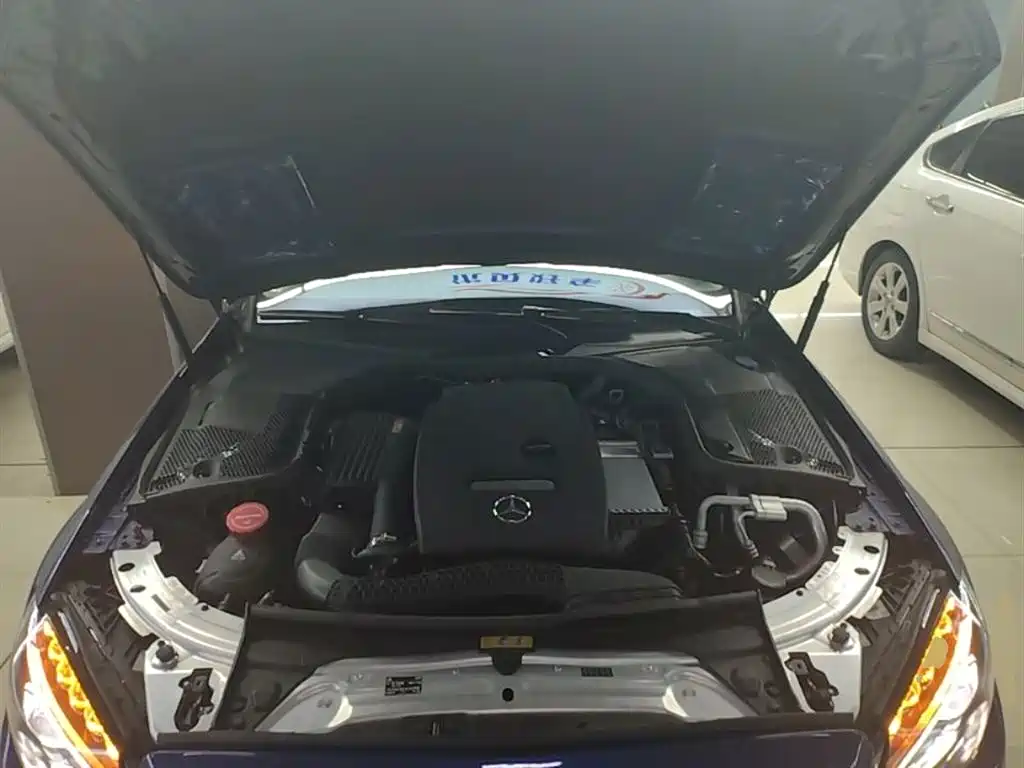 Mercedes-Benz C-Class 2017 Facelift C 200 L Sport Edition фото 20