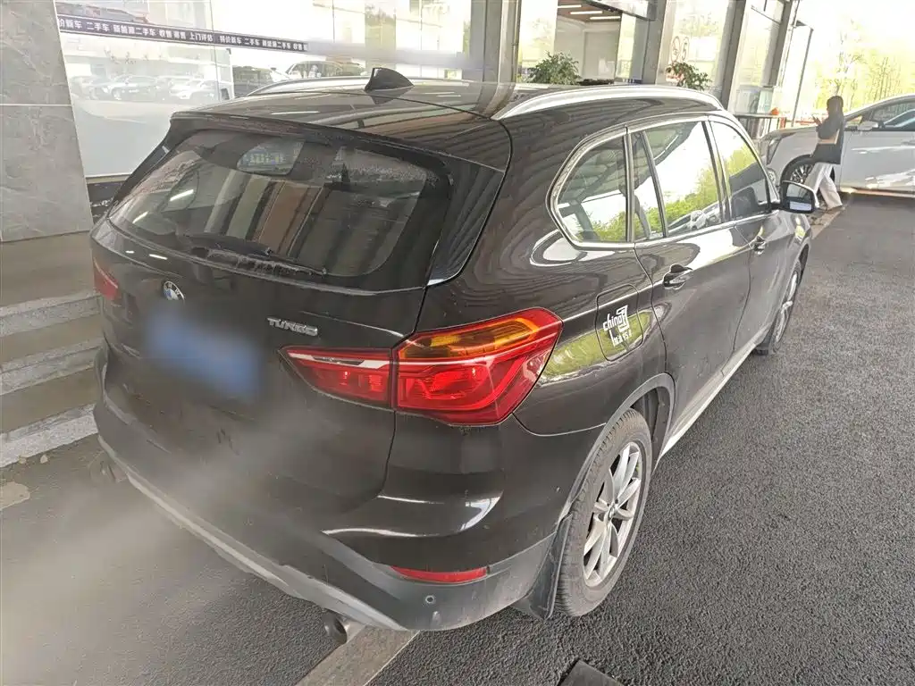 BMW X1 2019 sDrive18Li Fashion Model фото 7