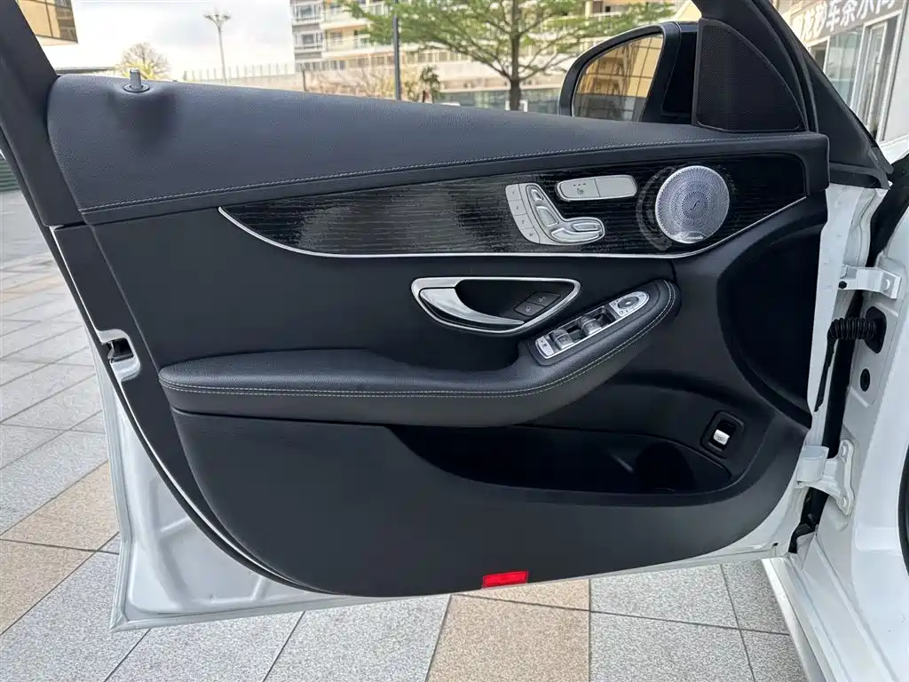Mercedes-Benz C-Class 2021 C 260 L Sport Starry Exclusive Edition фото 22