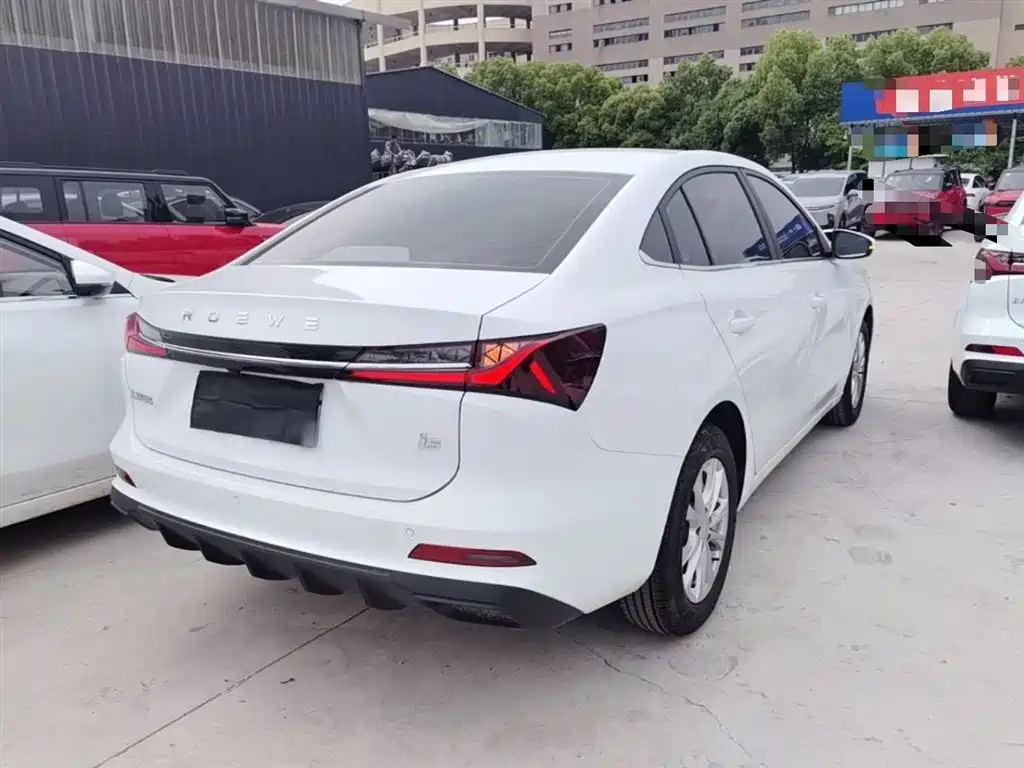 Roewe i5 2026 2026 1.5L CVT Luxury