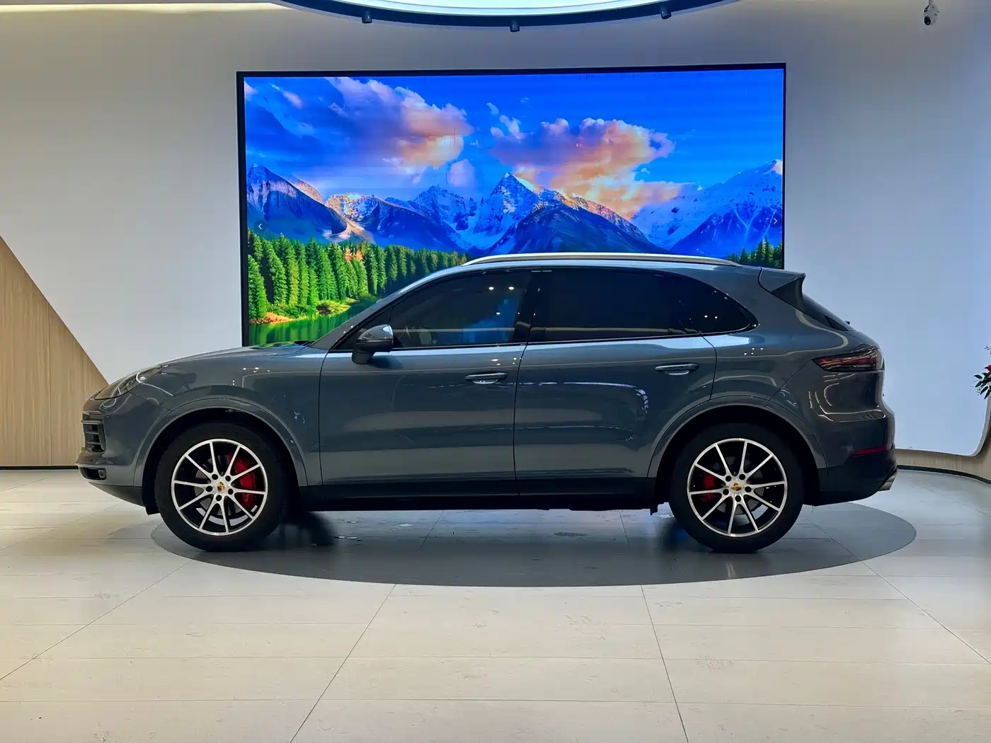 Porsche Cayenne 2019 Cayenne 3.0T фото 3