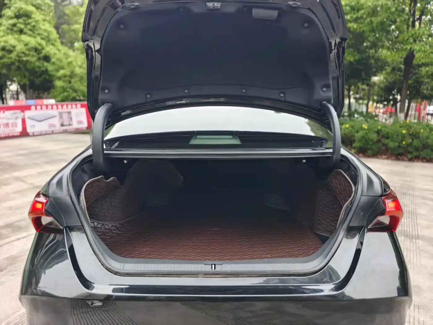 Toyota Avalon 2019 2.0L Luxury Edition (China VI) фото 14