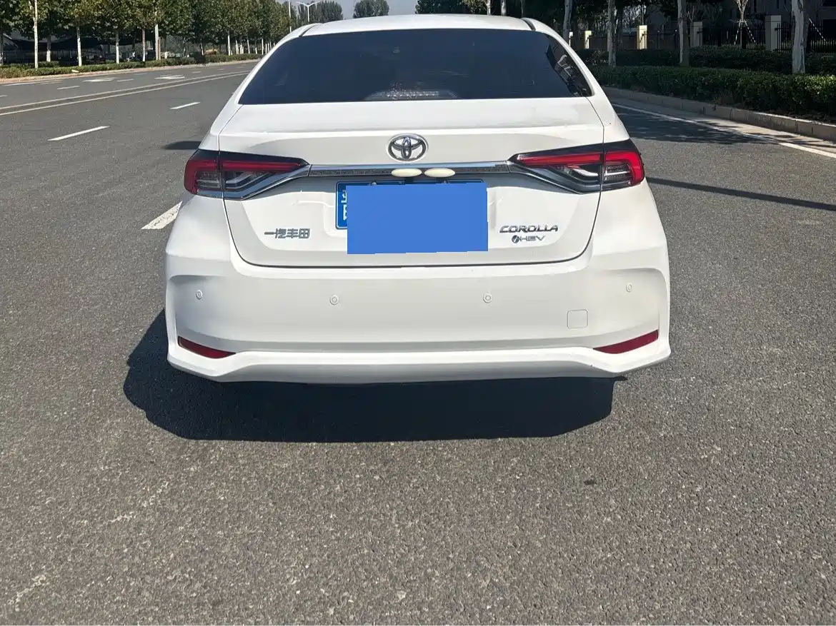 Photo 4 - Toyota Corolla