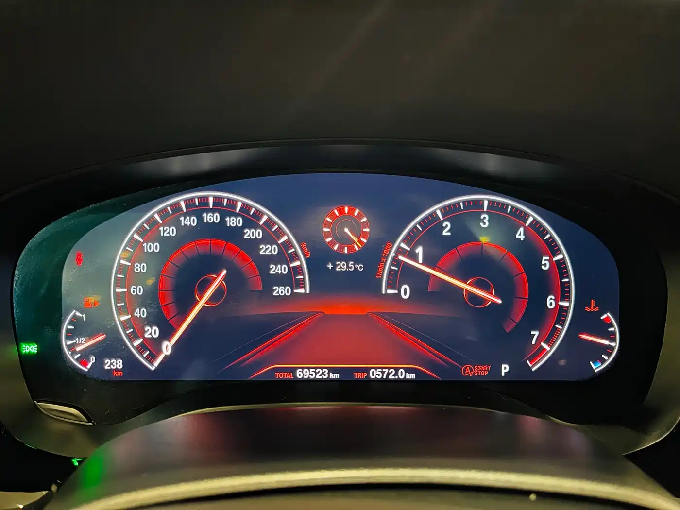 BMW 6 Series GT 2018 640i xDrive M Sport Package фото 8