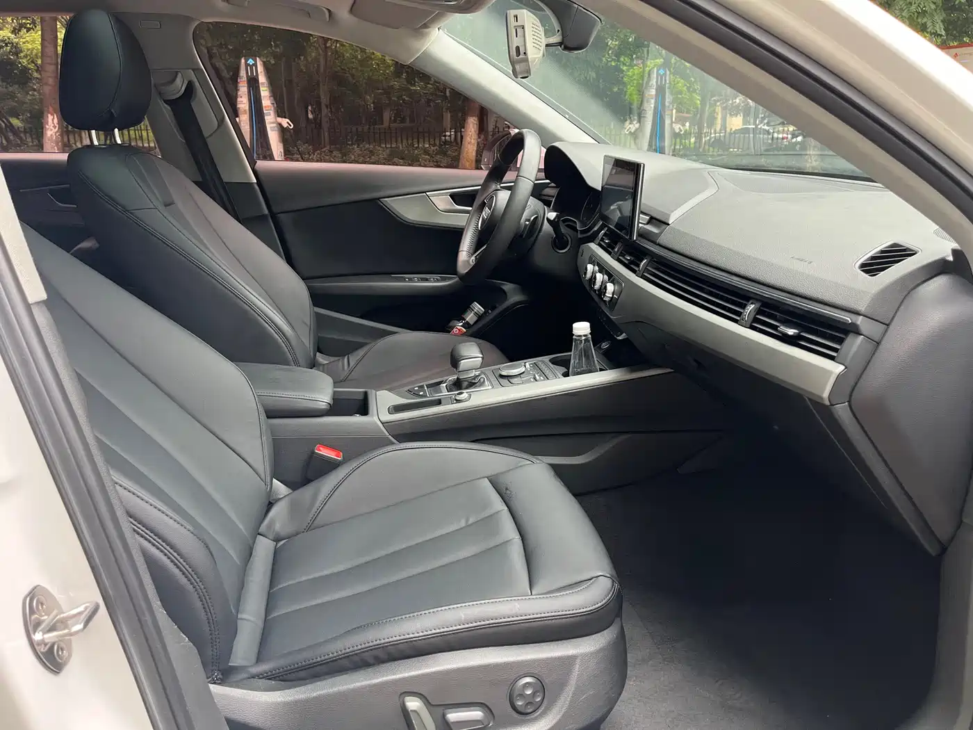 Audi A4L 2017 Plus 40 TFSI Progressive фото 11