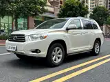 Фото 1 - Toyota Highlander