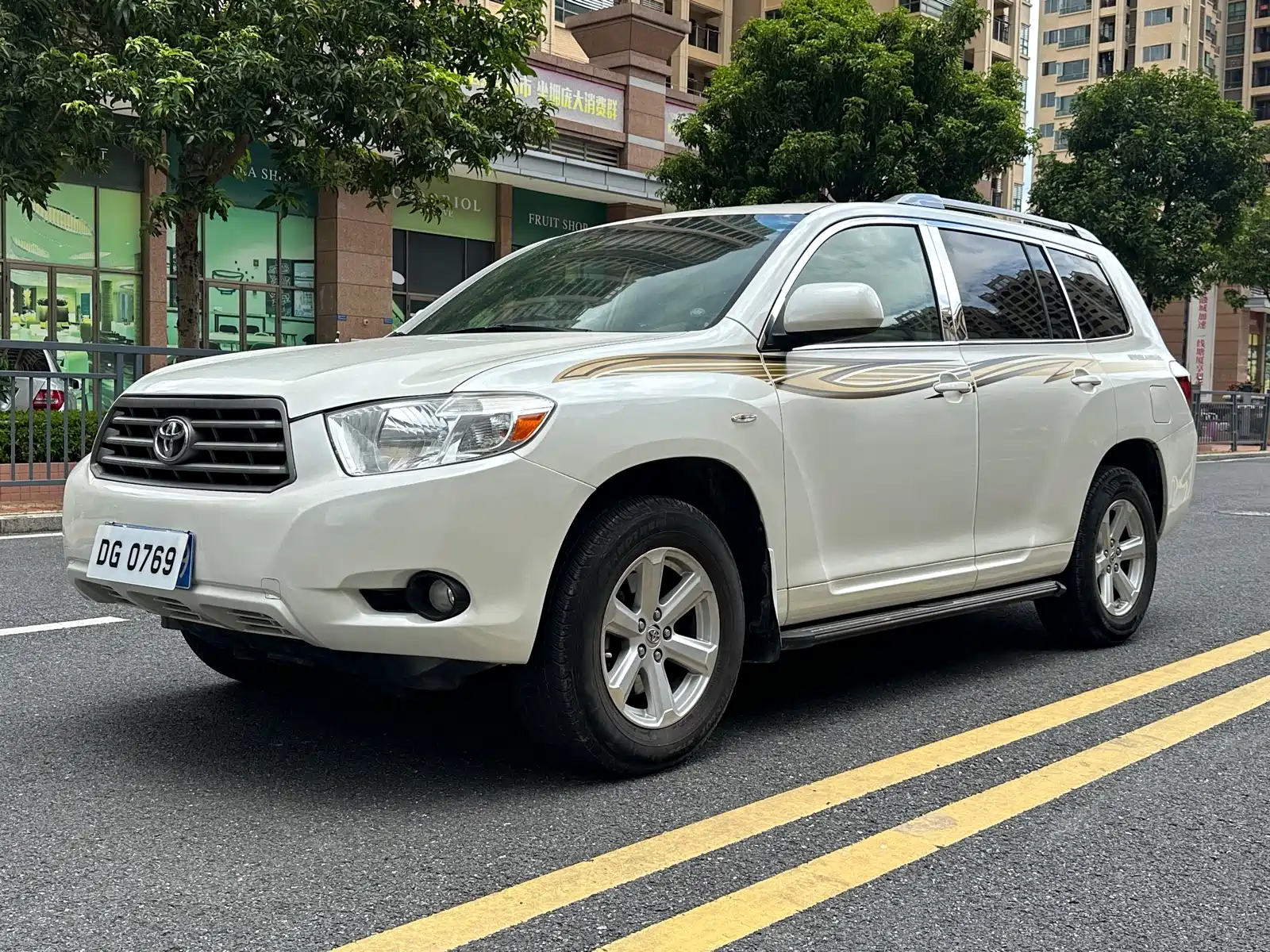 Фото 1 - Toyota Highlander