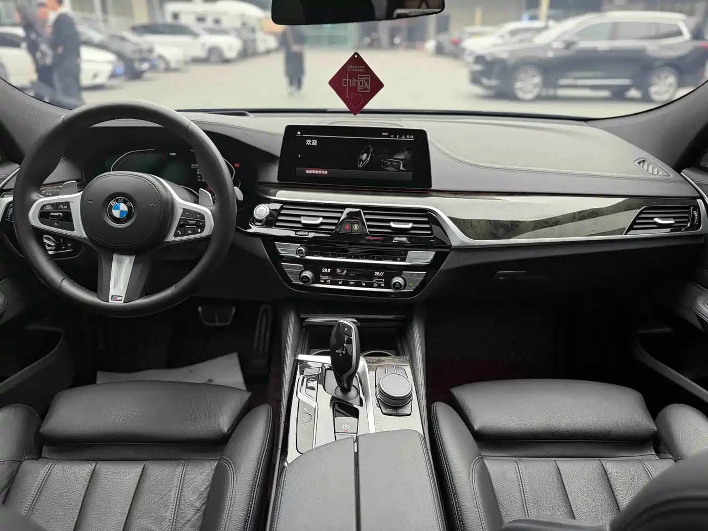 BMW 6 Series GT 2019 630i M Sport Package фото 10