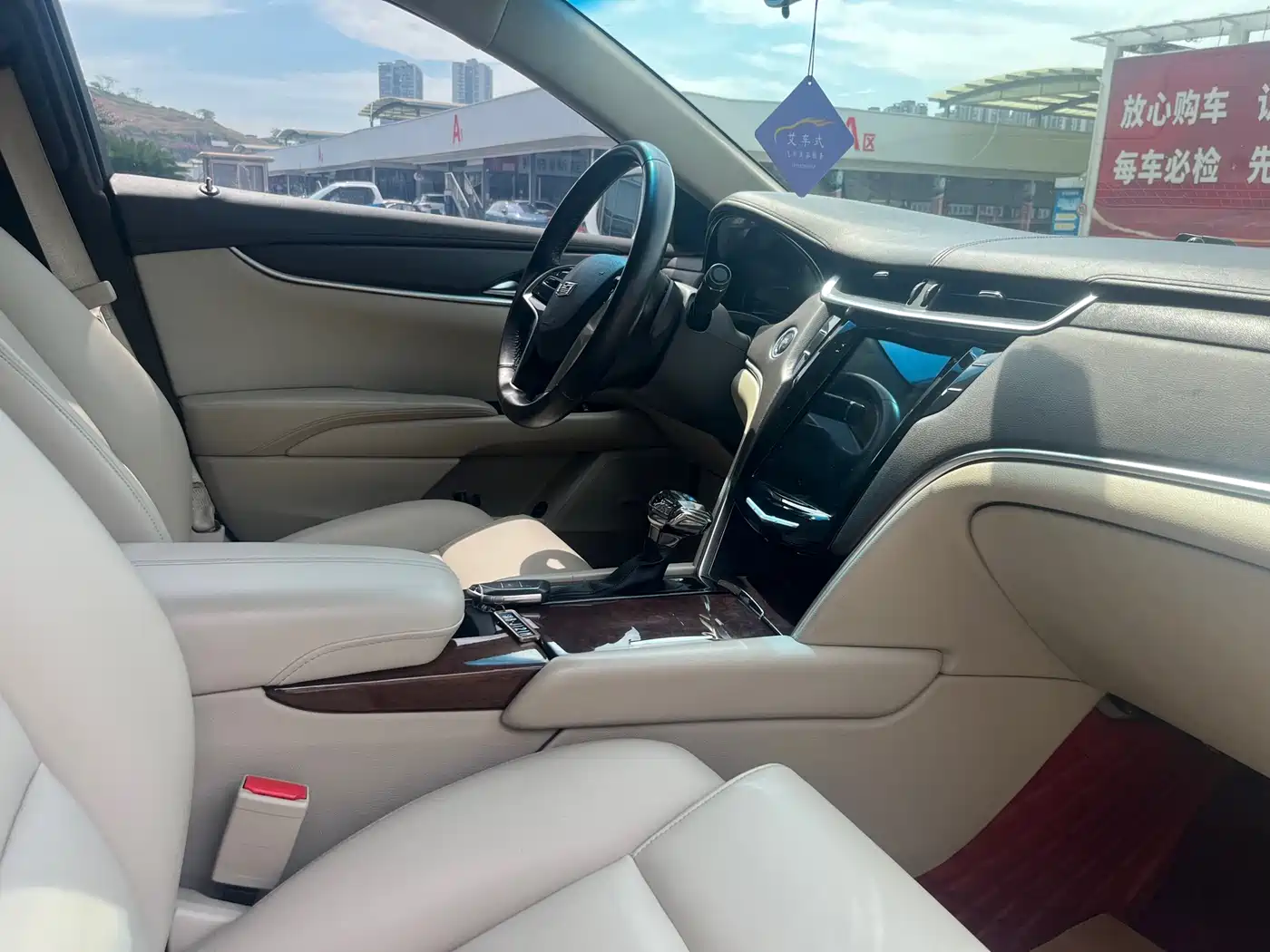Cadillac XTS 2017 28T Technology фото 10