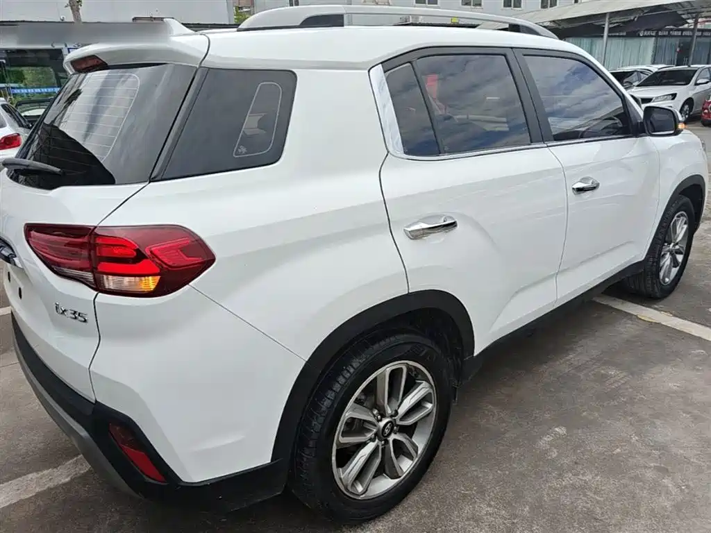 Hyundai Beijing Hyundai ix35 2019 2.0L Automatic 2WD Zhiyong·Enjoy China V фото 7