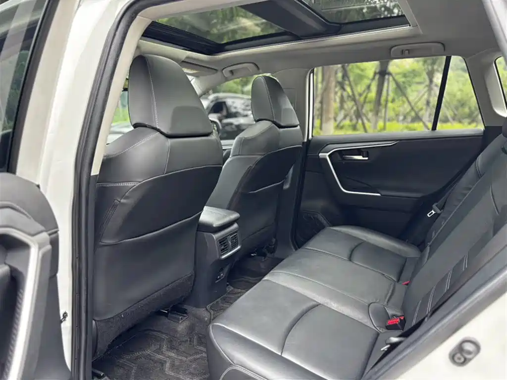 Toyota RAV4 Rongfang 2021 2.0L CVT 2WD Premium фото 17