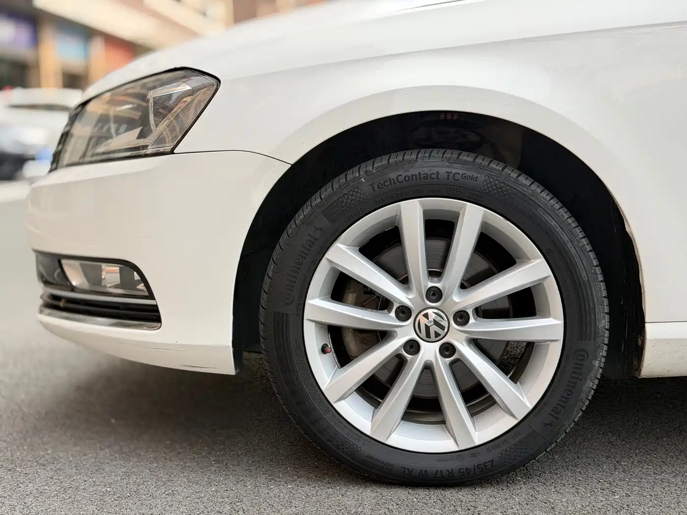 Volkswagen Magotan (Import) 2012 Wagon 2.0TSI Comfort фото 16