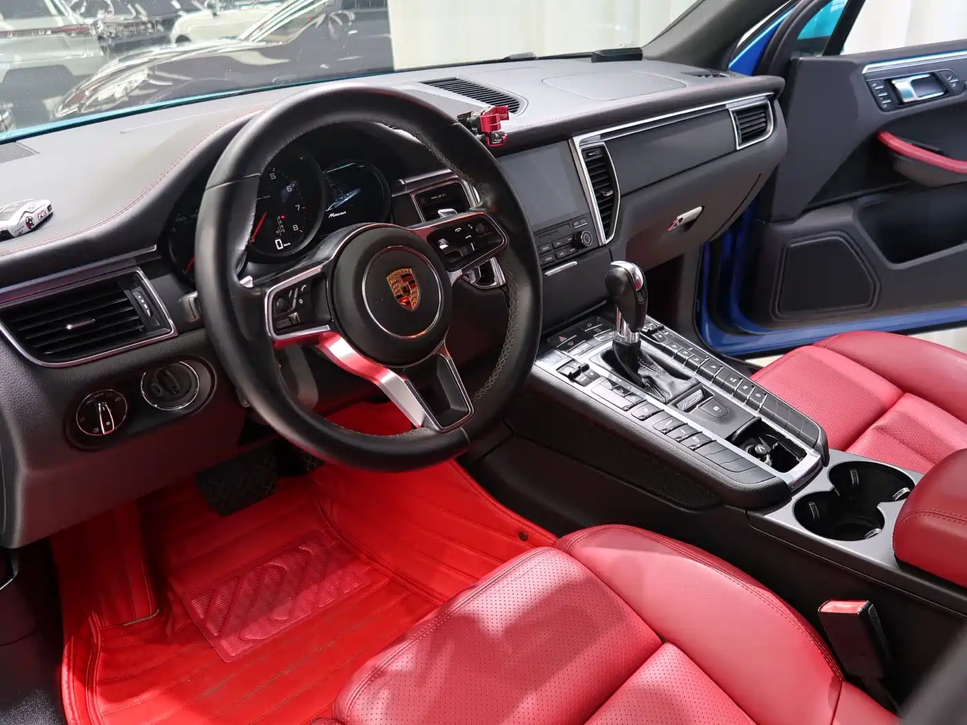 Porsche Macan 2017 Macan 2.0T фото 5