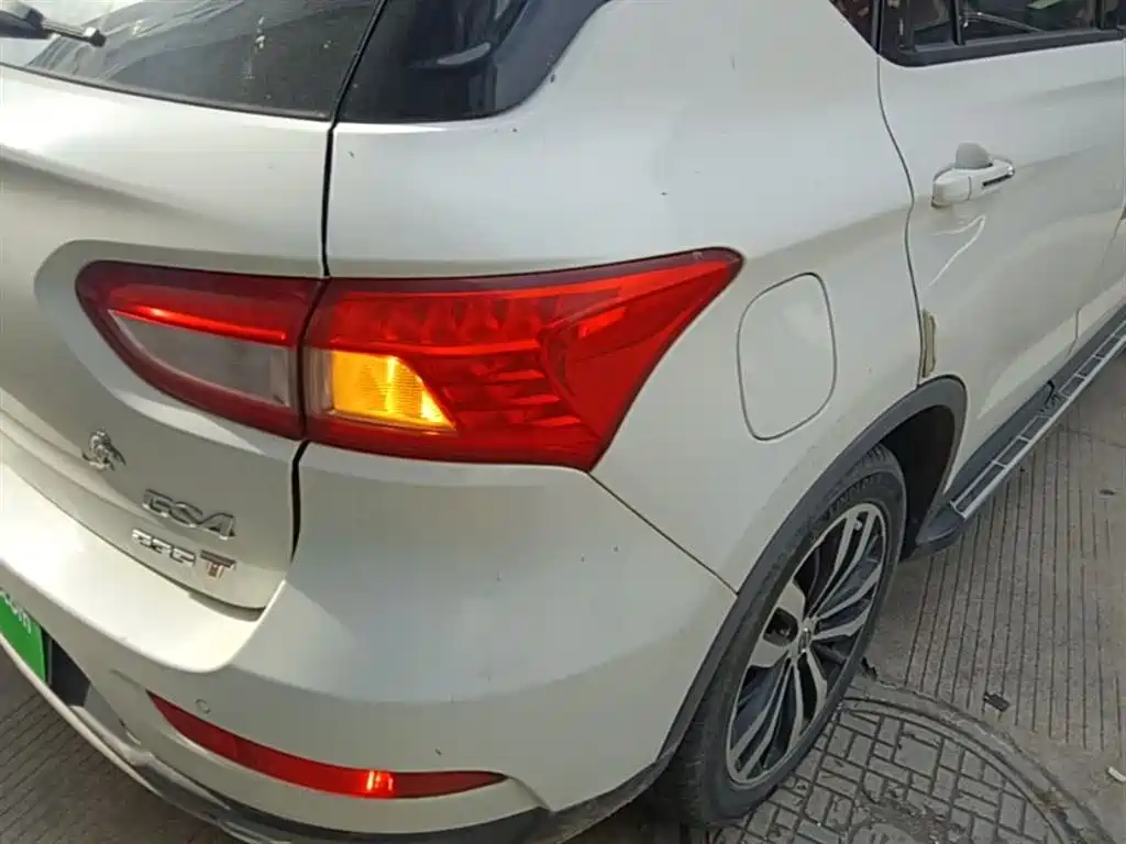 GAC Trumpchi Trumpchi GS4 2017 235T Automatic 2WD Luxury Smart Connected Edition фото 8