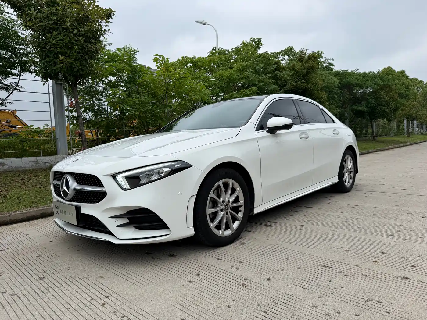 Mercedes-Benz A-Class 2021 A 200 L Sport Sedan Fashion Edition