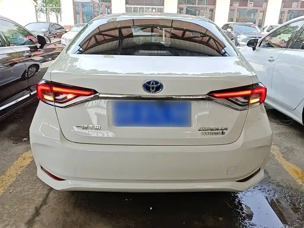 Toyota Corolla 2023 1.8L Smart Hybrid Dual Engine Pioneer Edition фото 6