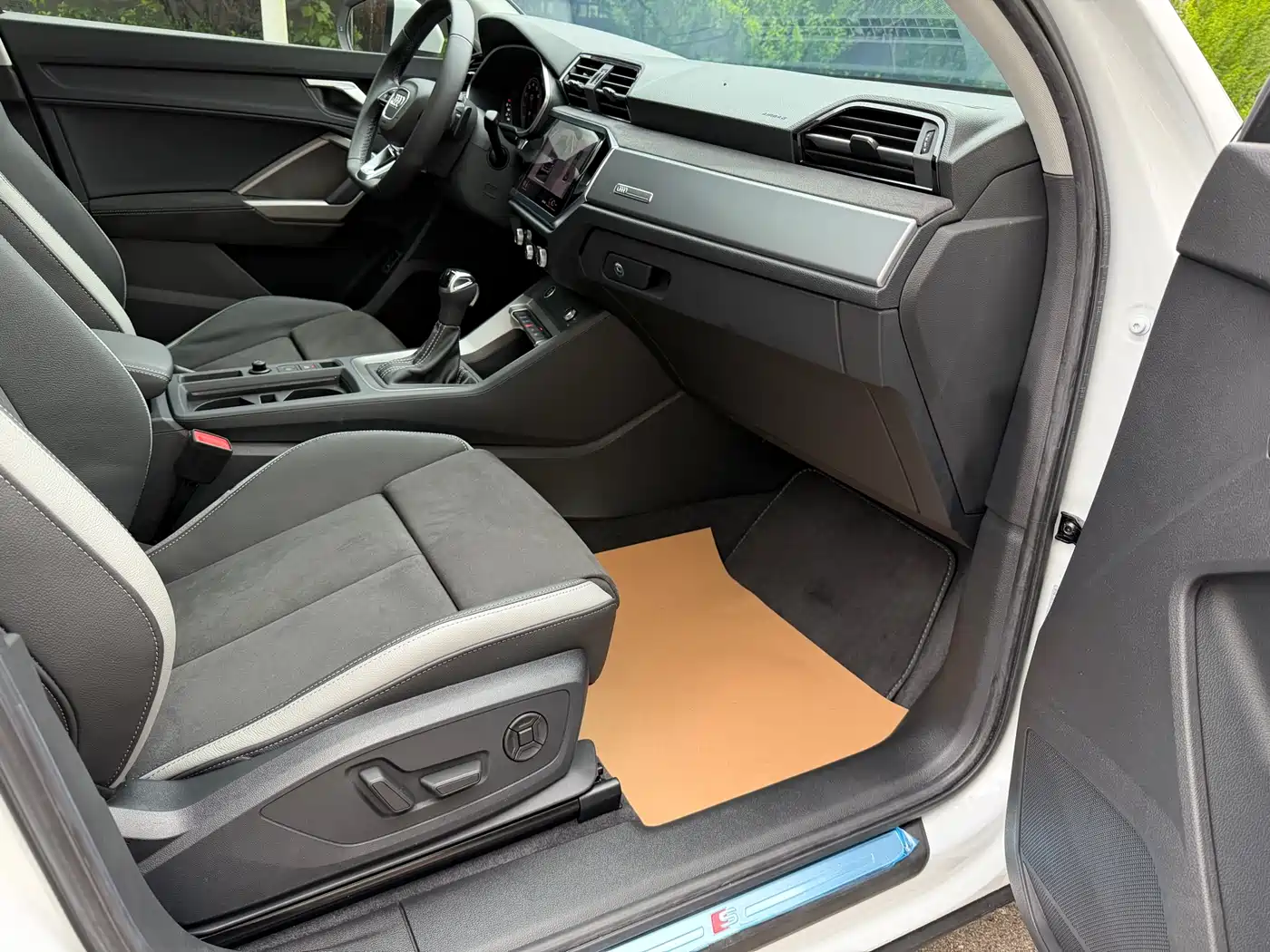 Audi Q3 2022 35 TFSI Fashion Dynamic фото 12