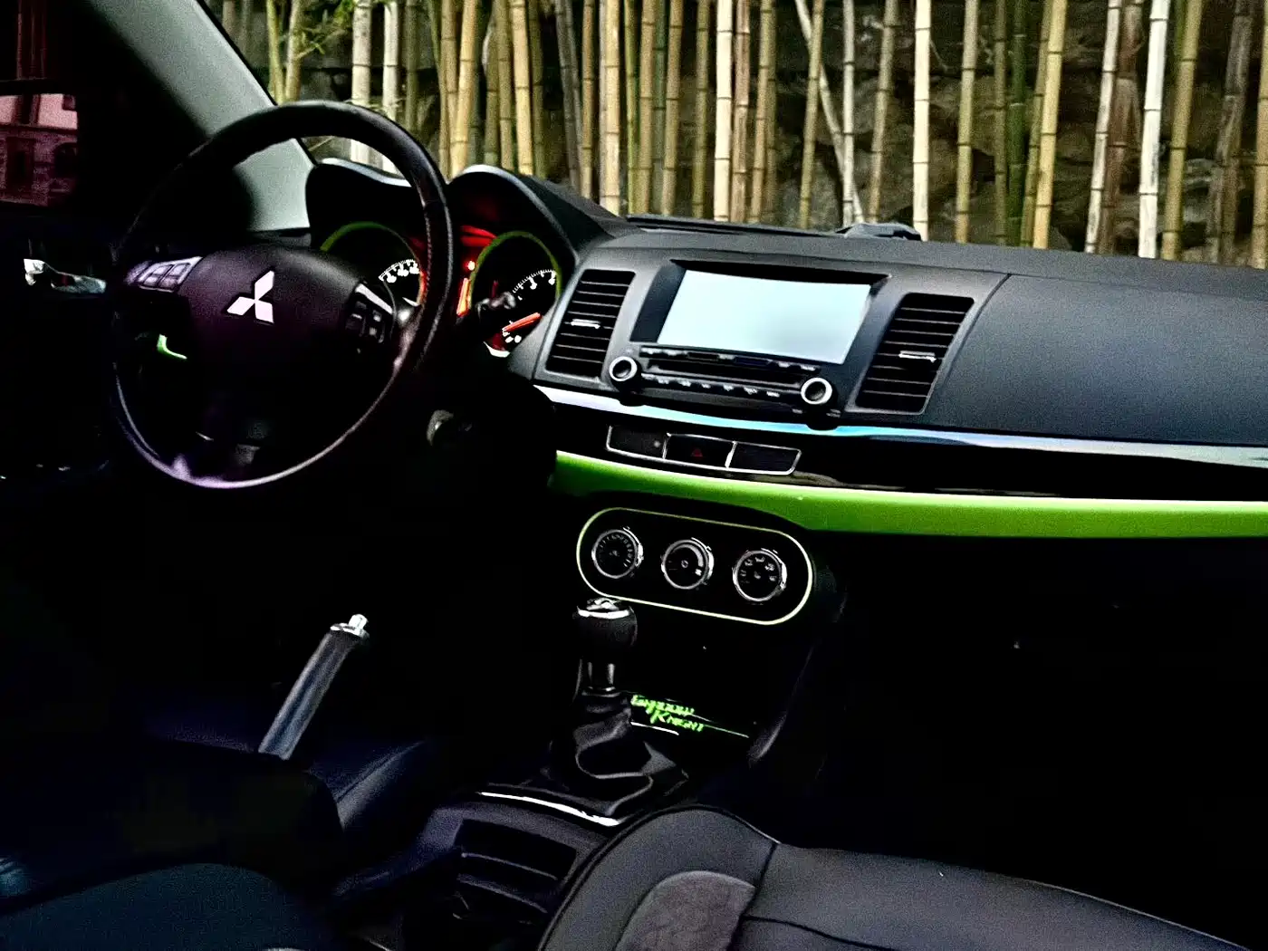 Mitsubishi Lancer EX 2015 1.8L Manual Phantom Edition фото 4