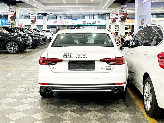 Audi A4L 2017 Model 45 TFSI quattro Sport Version — фото 3