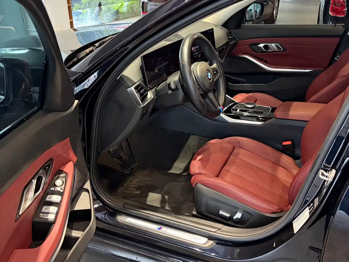 BMW 3 Series 2023 320Li M Sport Package фото 7