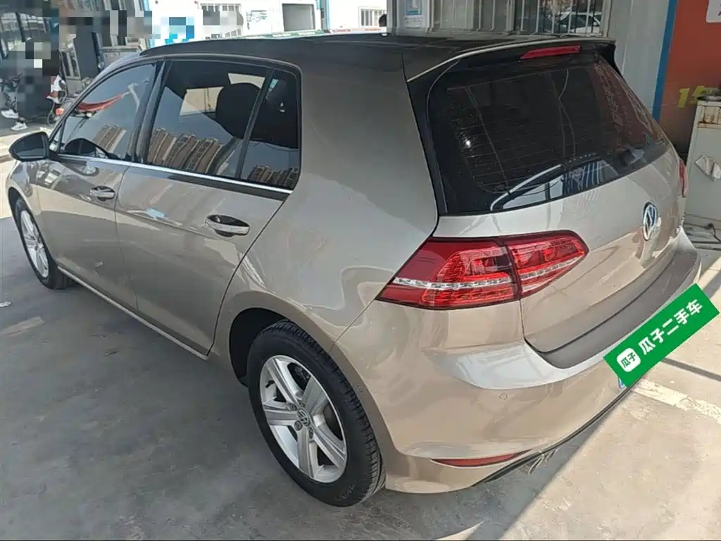 Volkswagen Golf 2015 1.4TSI Automatic Luxury фото 5