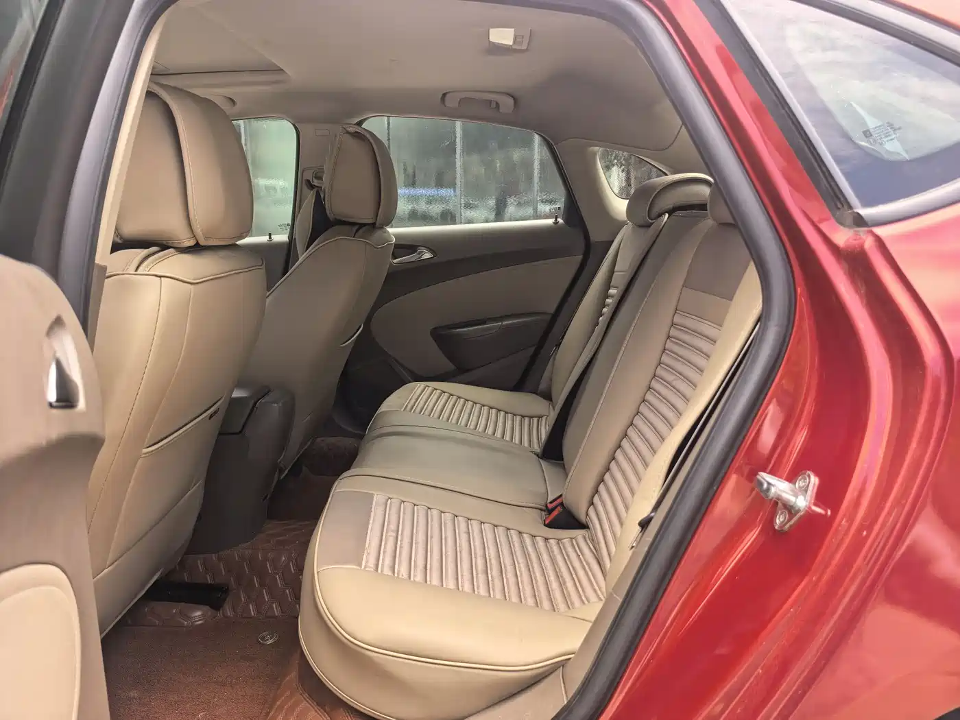 Buick Excelle 2012 GT 1.6L Manual Comfort фото 8