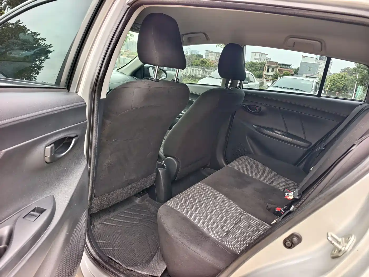 Toyota Vios FS 2017 1.5L CVT Fengchi Edition фото 5